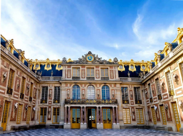 Complete Guide: How to Spend One Day at the Palace of Versailles - She ...