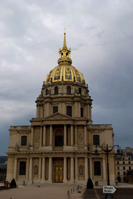 Les Invalides with its golden dome