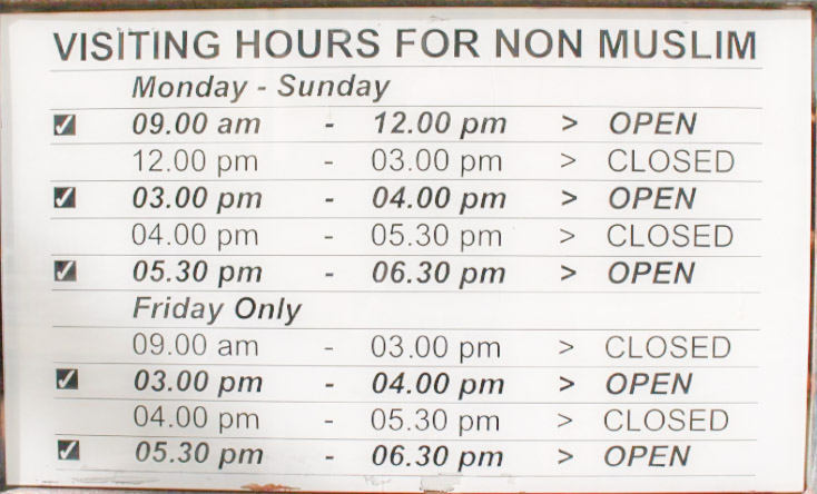 A list of open hours for non-muslim visitors of the National Mosque Kuala Lumpur